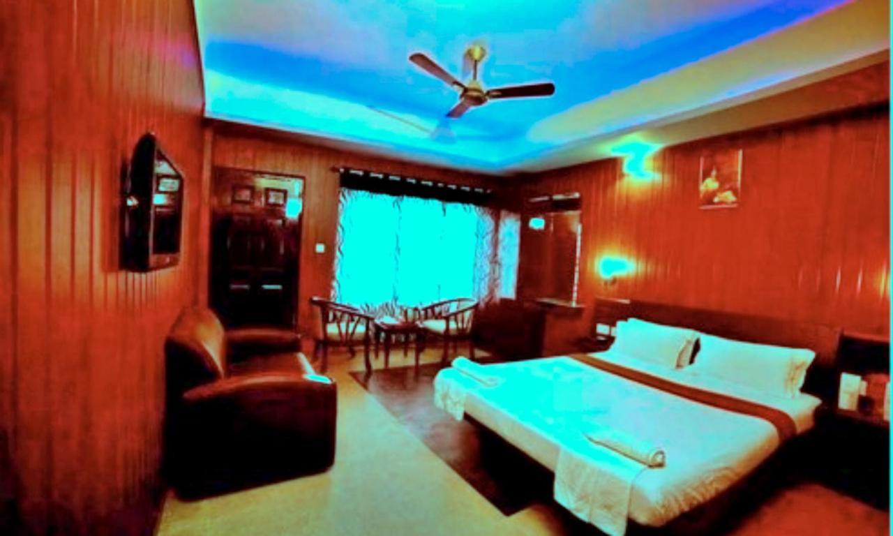 Red Castle Munnar Hotel ภายนอก รูปภาพ